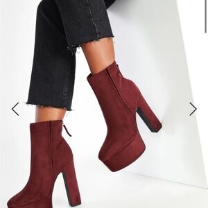 Elegant Burgundy Ankle Platform Boots